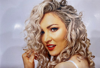 Katrina Burgoyne - The Nashville-to-Australia Tour